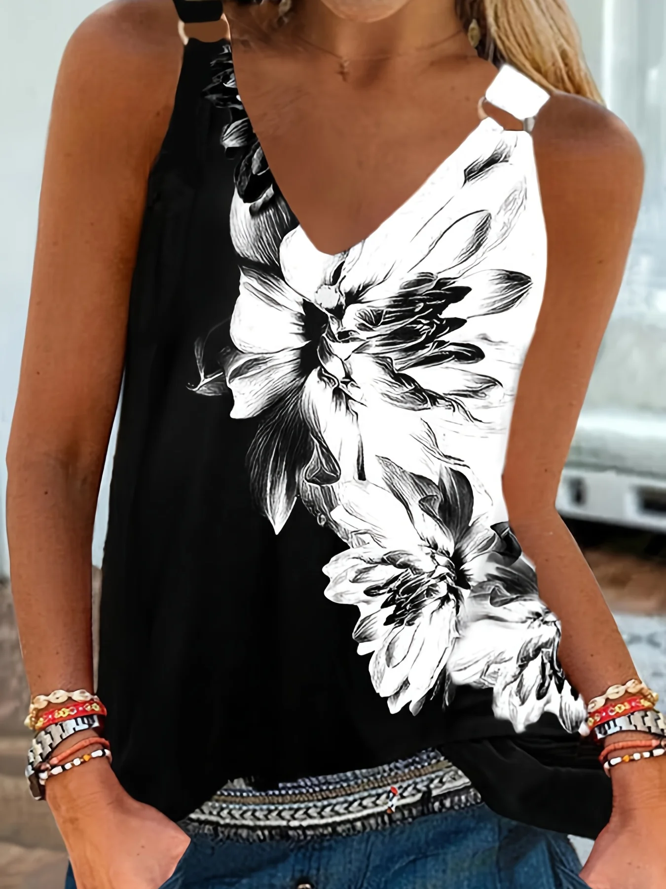 Women's Elegant V-Neck Floral Print Tank Top Fashionable Commuting Summer New Style Daily Wear Camisole
