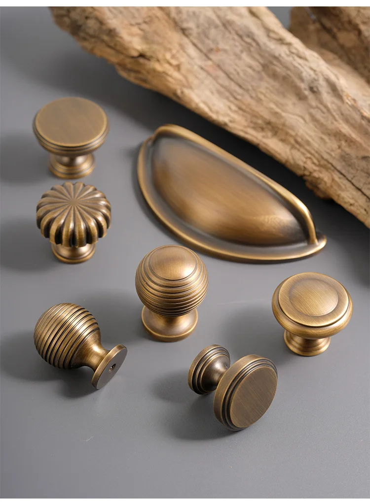 French Vintage Brass Handles for Furniture Bronze Handles for Cabinets and Drawers Hardware Fitting Kitchen Cabinet Handles