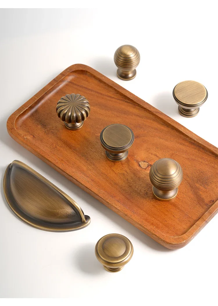 French Vintage Brass Handles for Furniture Bronze Handles for Cabinets and Drawers Hardware Fitting Kitchen Cabinet Handles