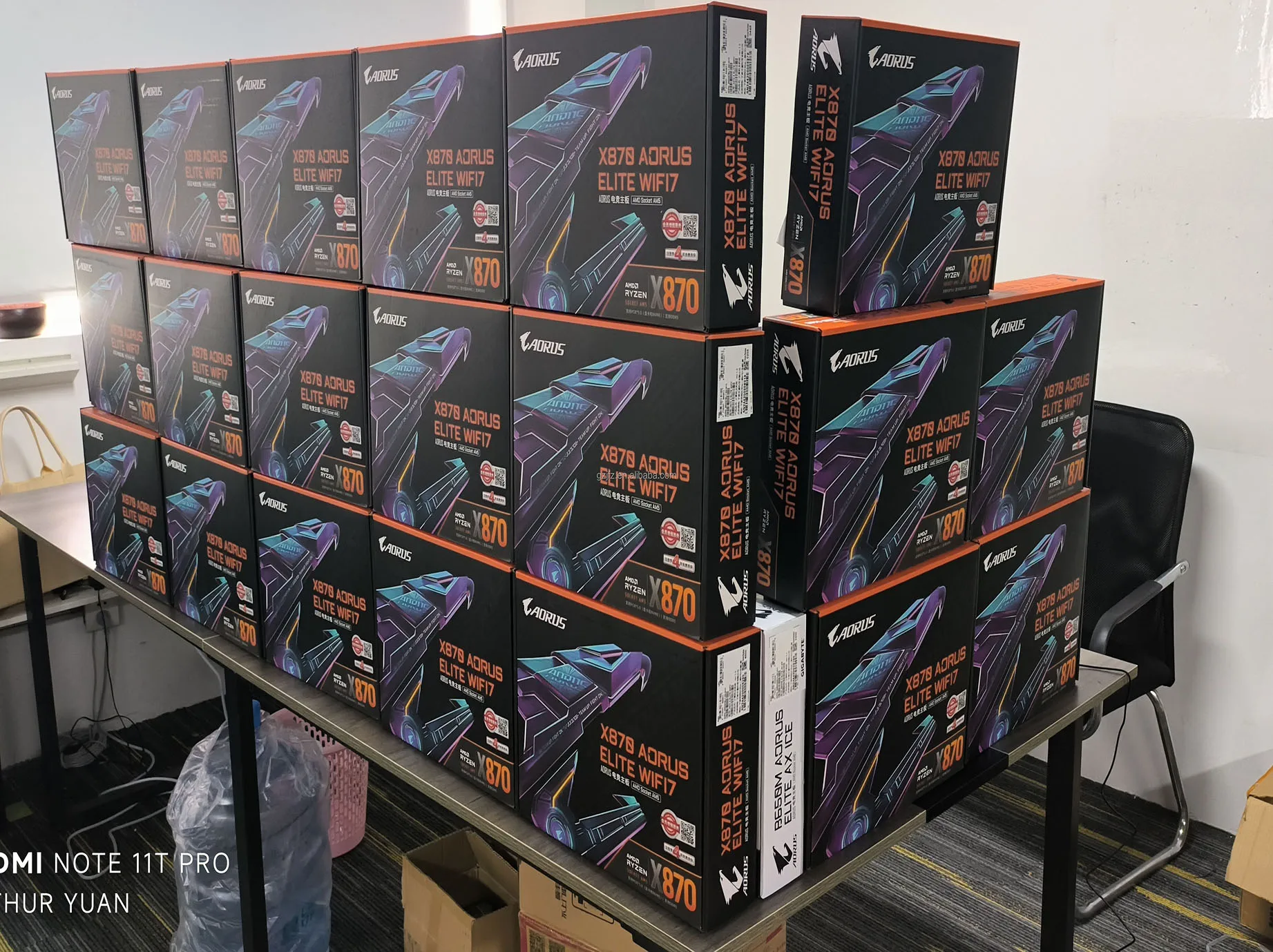 Brand New  B650E AORUS MASTER AM5 Socket for Gaming Desktop 7900X Motherboard Support AMD 7000 CPU DDR5 Ram